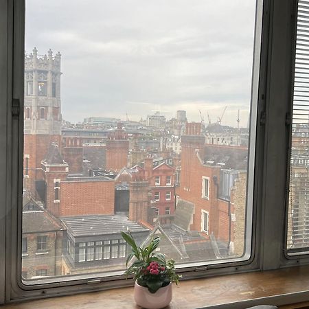 Top Floor Room In Baker St 런던 외부 사진